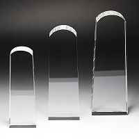 クリスタルトロフィー　名入れ記念品　CR-26