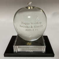 ガラスリンゴ名入れ記念品