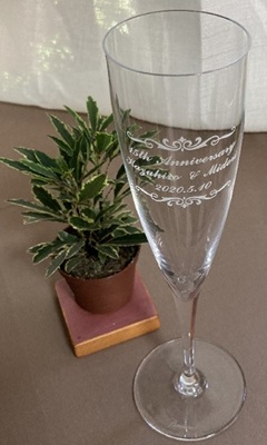 側面名入れ バカラグラス名入れ ドンペリニョンシャンパングラス 名入れギフト・名入れ記念品