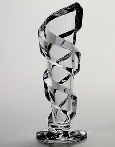 スパイラル花瓶1 バカラ baccarat 花瓶 名入れ 彫刻 ギフト 記念品 贈り物 綿の実工房