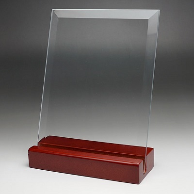 PSU-2 ガラス盾 楯 名入れ記念品 オリジナル 木製の飾り台付 綿の実工房