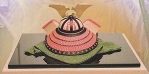 初陣兜 背面 五月人形 伊予一刀彫 木彫人形 南雲 端午の節句 初節句